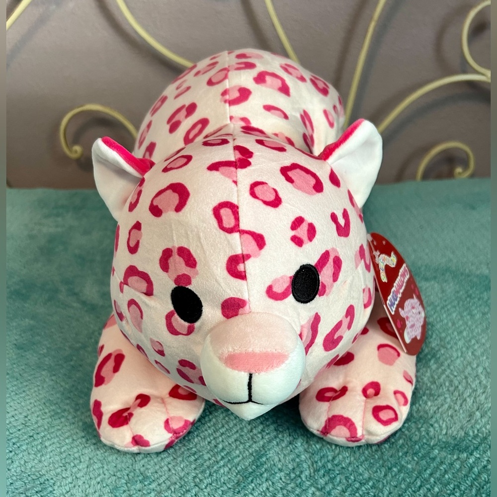 Cheetah #2 - NWT VERY RARE Squishmallows 22” Doreen the Pink Cheetah Hugmallows